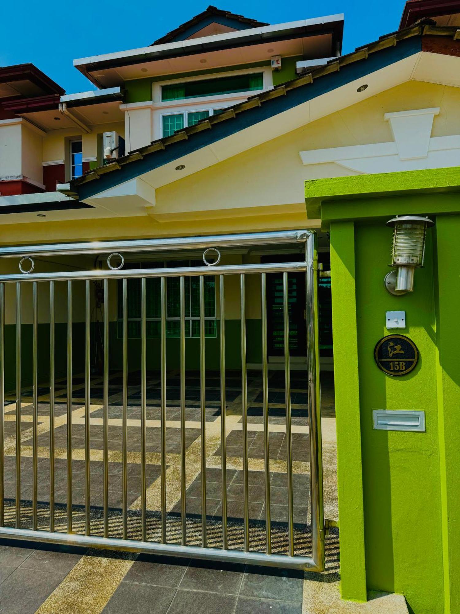 Hmairbnb@Two Sibu Exterior photo